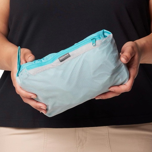 Columbia Women’s Rain Jacket Size M NWOT Blue Lightweight Zip-Up Windbreaker - Picture 5 of 12